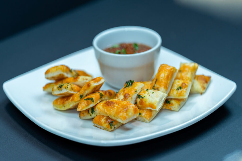 Cheesy bread with meat